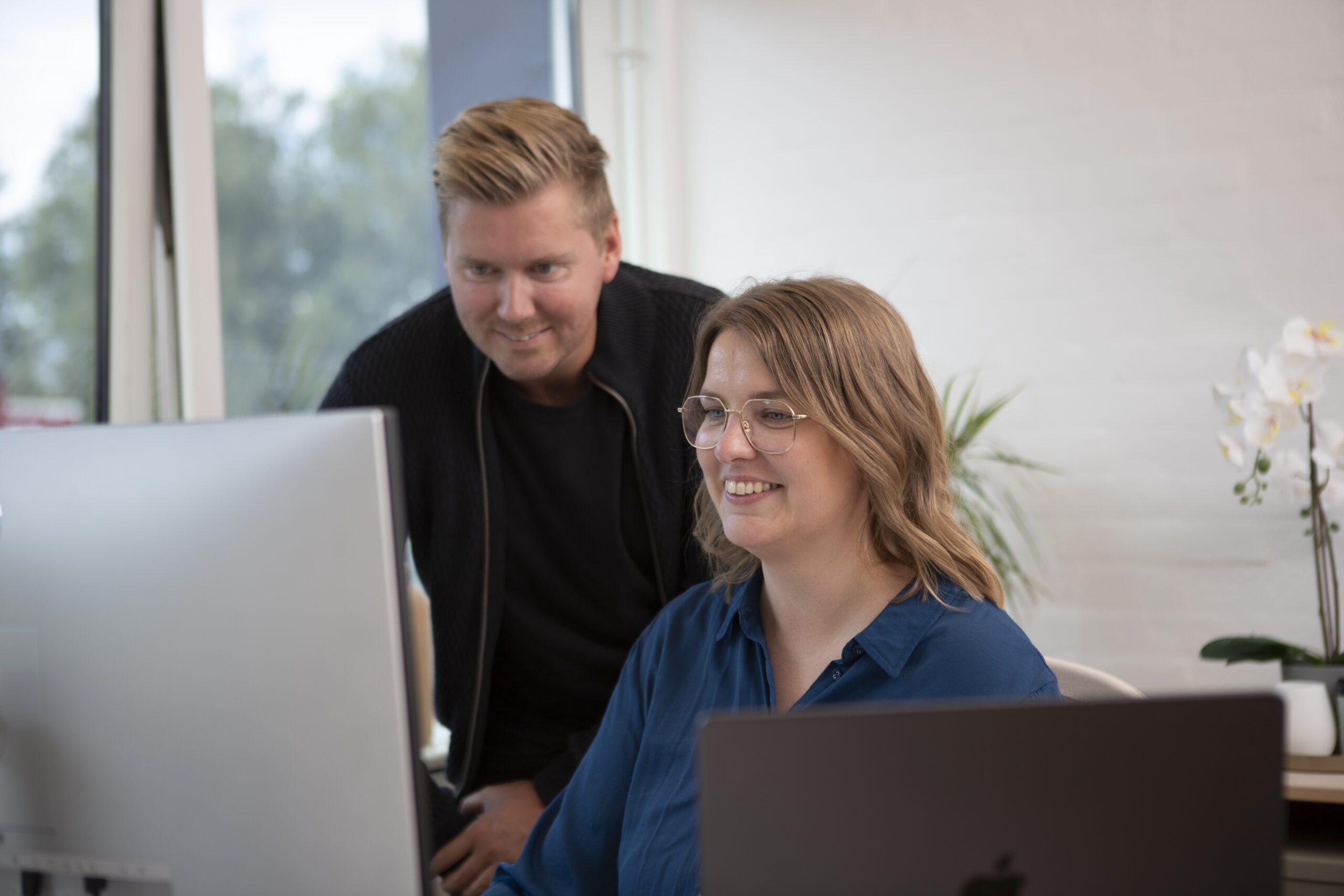 Byg et e-mailflow, der gør arbejdet for dig – uden tab af nærvær